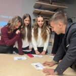 Студенти-«аналітики» вдосконалюють навички дискусії на засіданні ДемКлубу